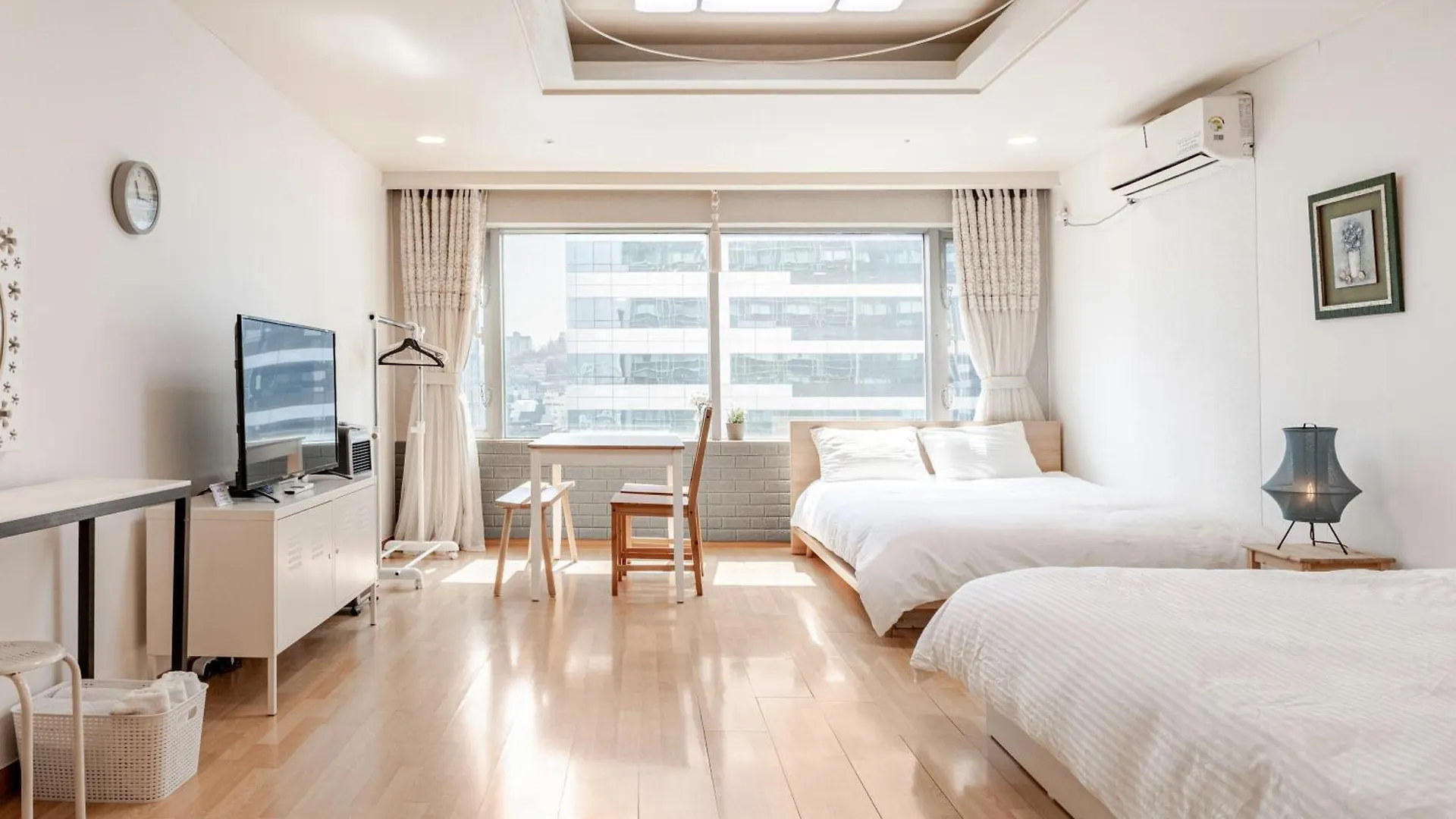 Hongdae Magellan Room Seúl