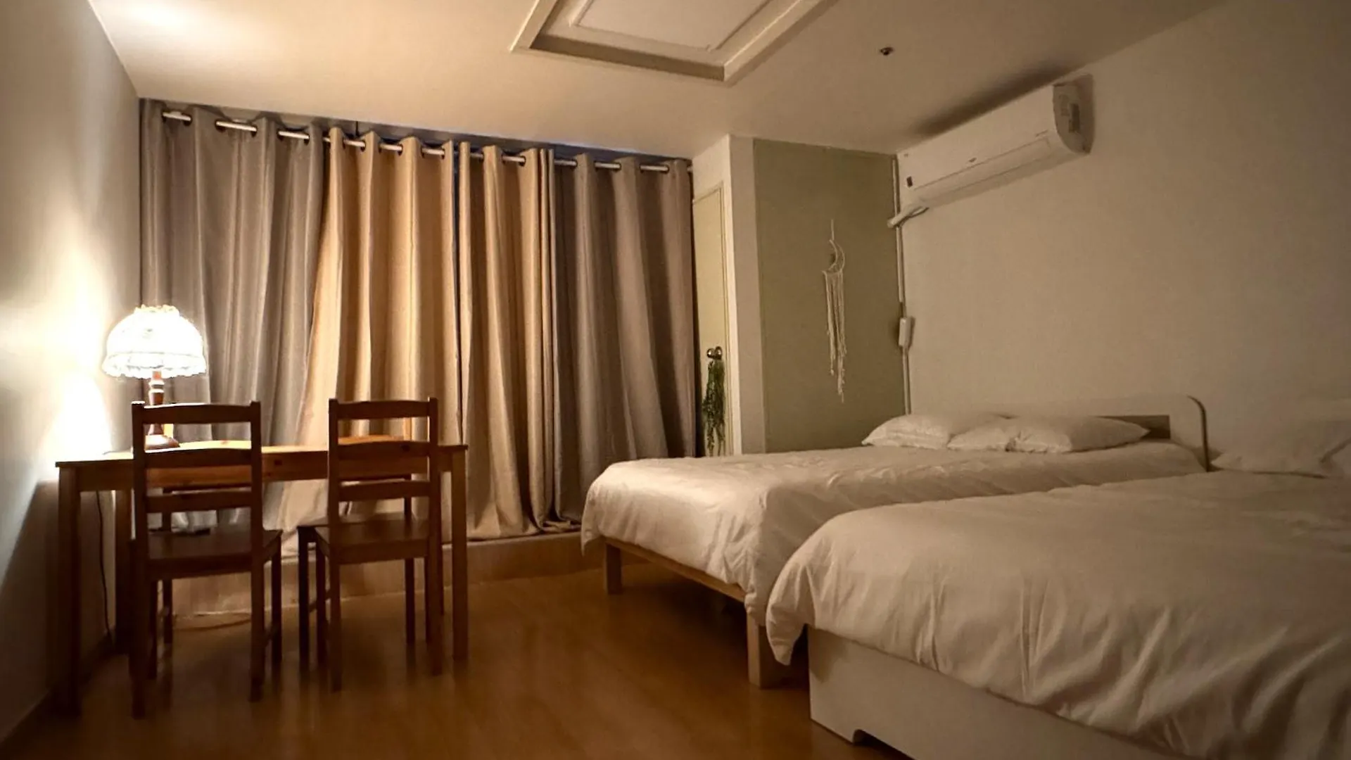 Hongdae Magellan Room Seúl
